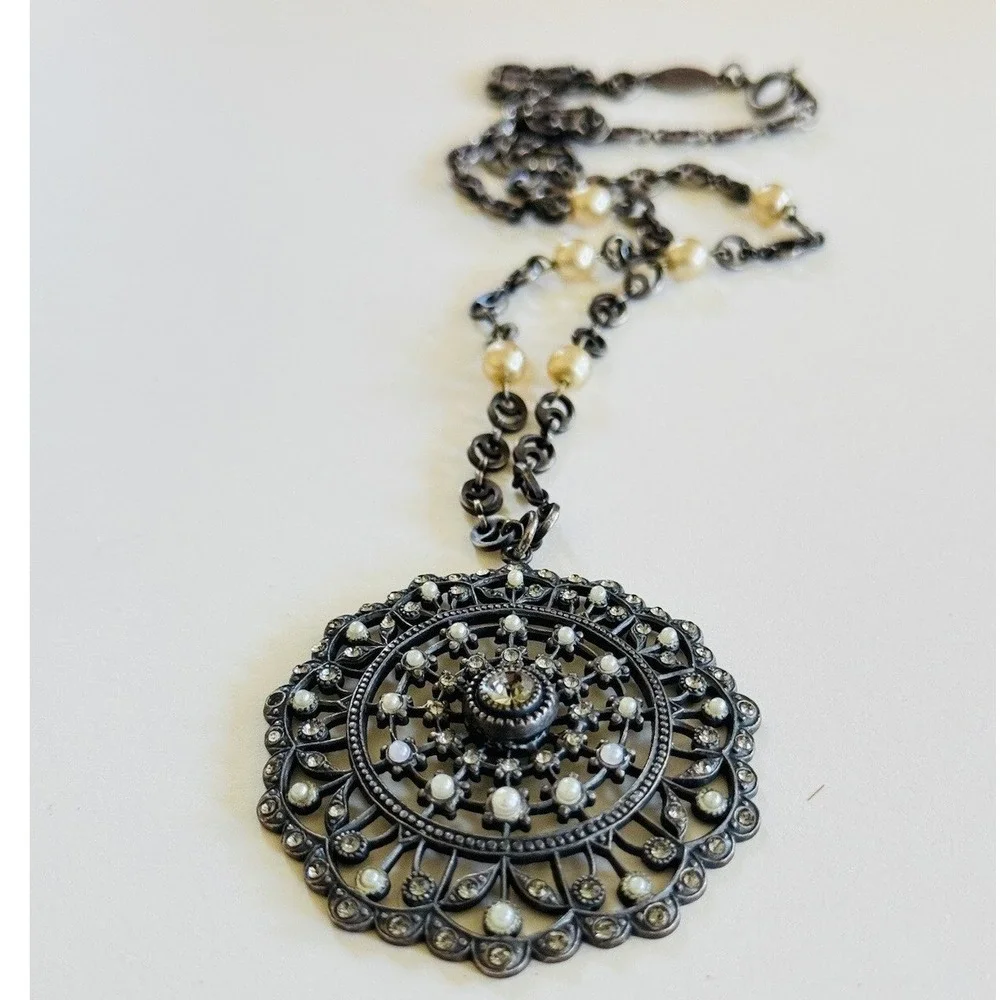 La Vie Parisienne Catherine Popesco France Necklace Pearl Rhinestone Jeweled 16